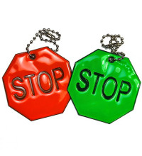 Світловідбиваючий брелок "STOP"